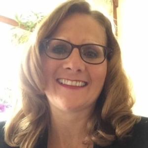 Headshot of Christina Ecklund.